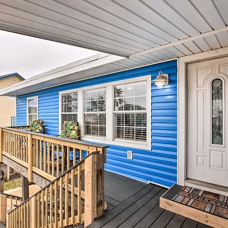 Surfside Beach Gem With Deck - 1 Block To Shore!